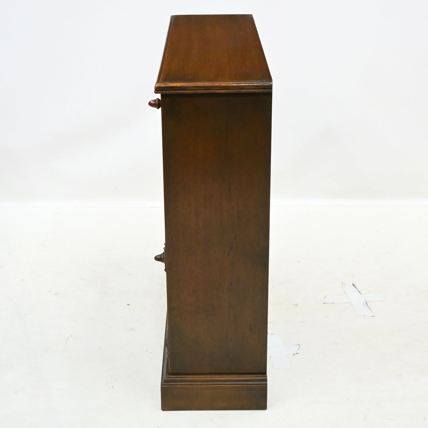 Old Charm Small Bookcase Drawer Cupboard Tudor Brown Model 1433 FREE UK Delivery. SBR10925/0909E