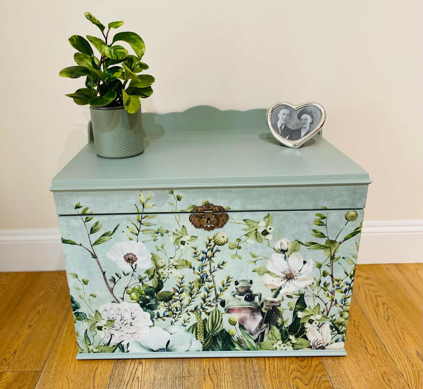 Storage Chest Upcycled Furniture Green Frog Foliage Vintage Storage Box Ottoman