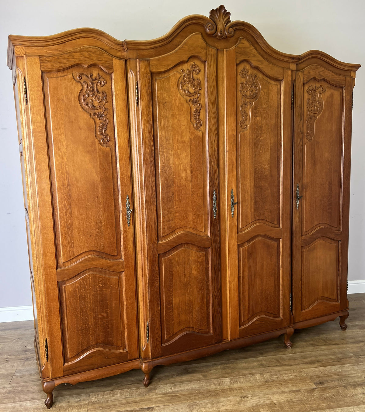 Wardrobe Vintage French Louis XVI Style Oak Four Door Carved Armoire LOT 6491