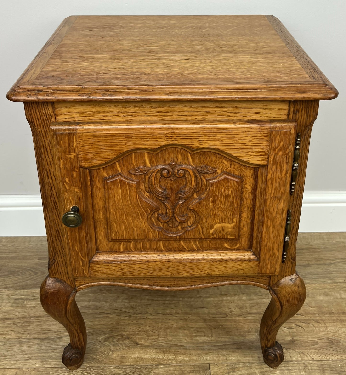 Pair of Bedside Tables Vintage French Louis Oak Nightstands Cabinets LOT 6308