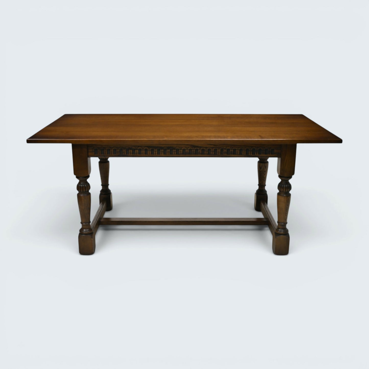 Old Charm Exeter Solid Oak Dining Table Light Oak VGC Seats 8 FREE UK Delivery