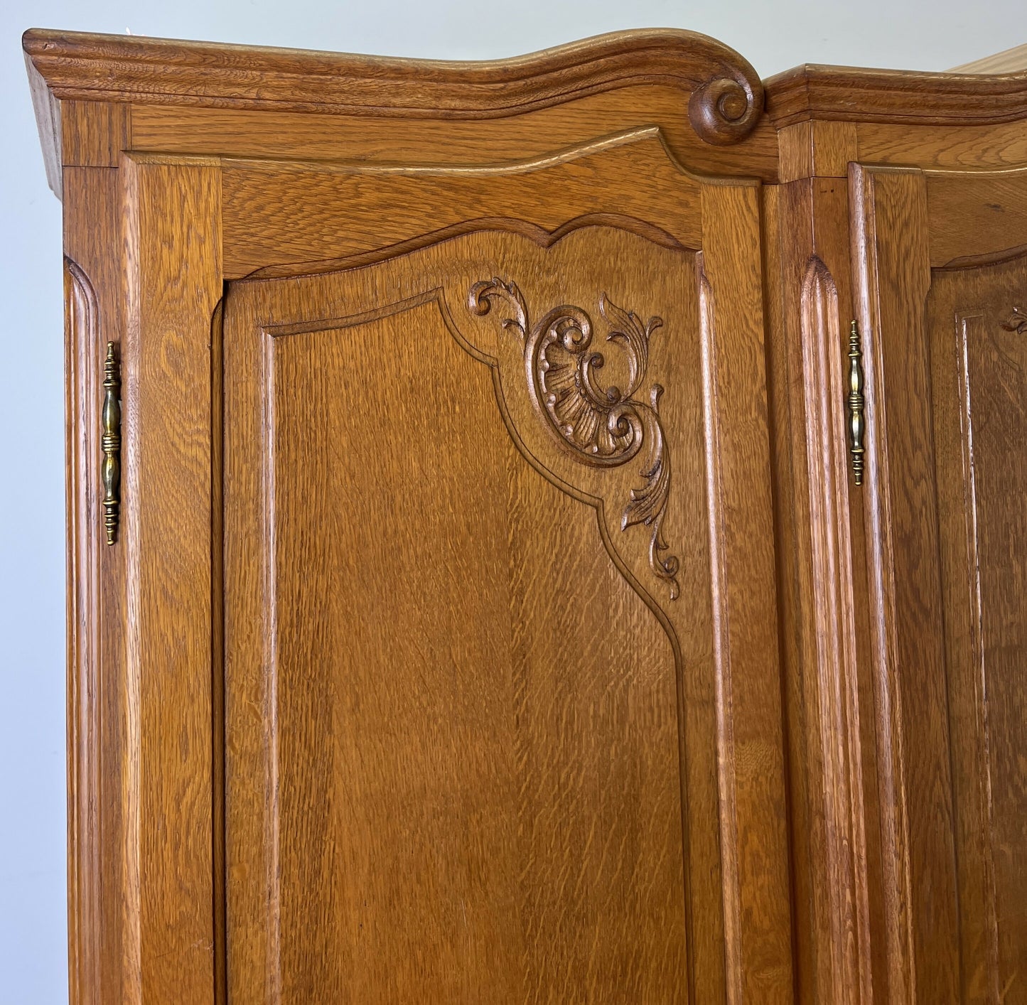Wardrobe Vintage French Louis XVI Style Oak Four Door Carved Armoire LOT 6495