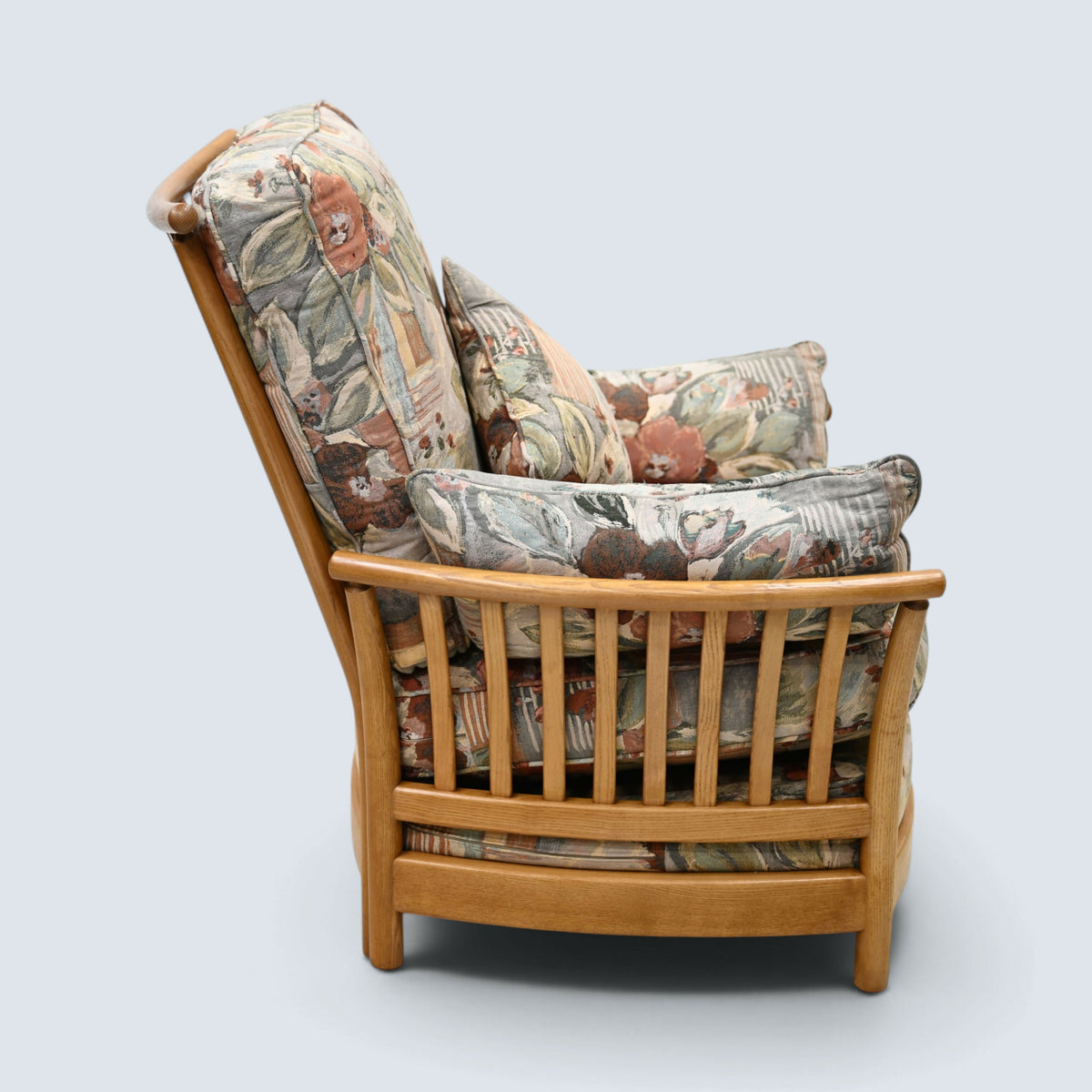 Ercol Renaissance Easy Chair Armchair Light Finish Model 1068 FREE UK Delivery*
