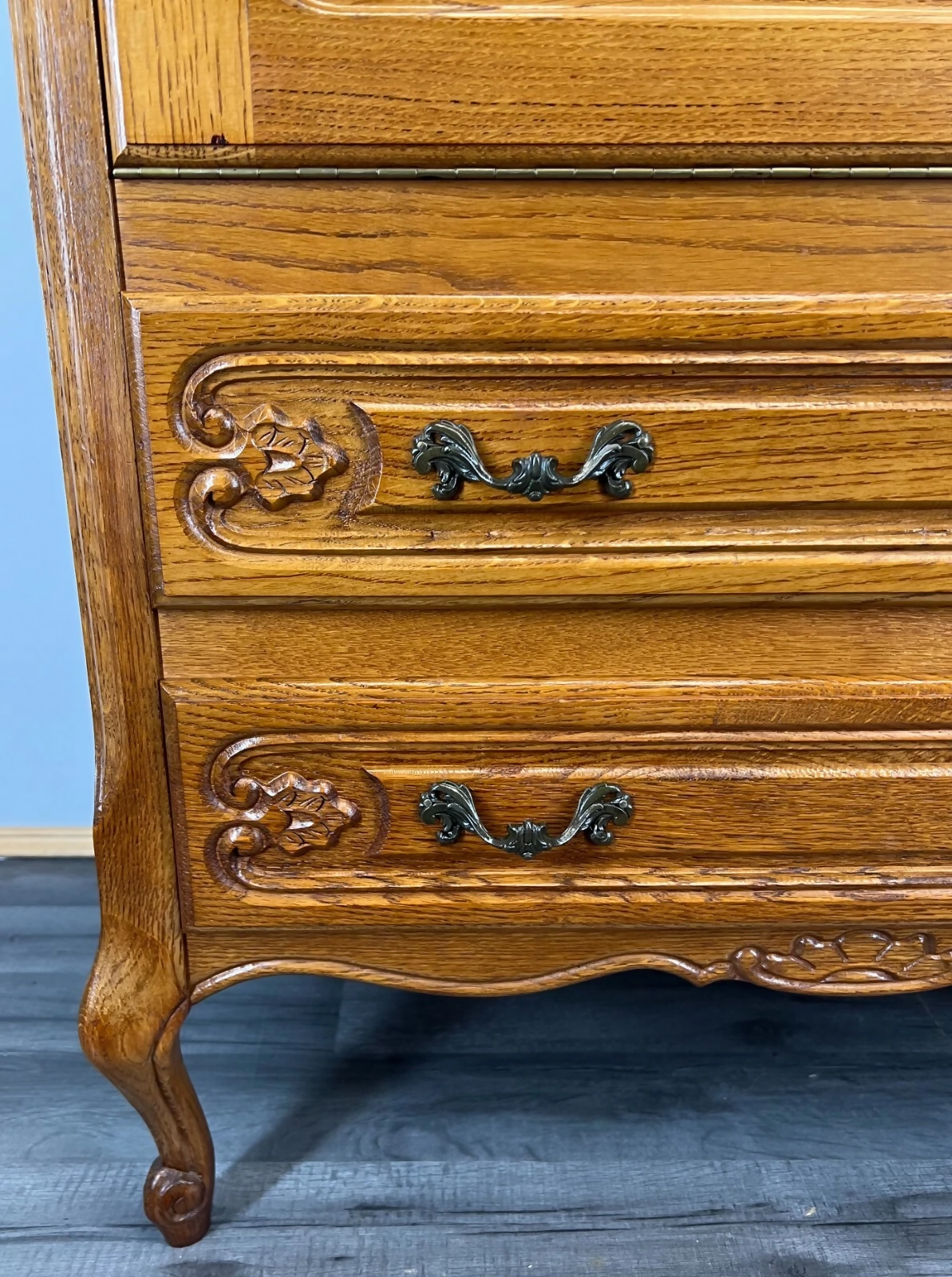 Cabinet Vintage French Louis XIV Style Writing Bureau Carved Sideboard LOT 3526