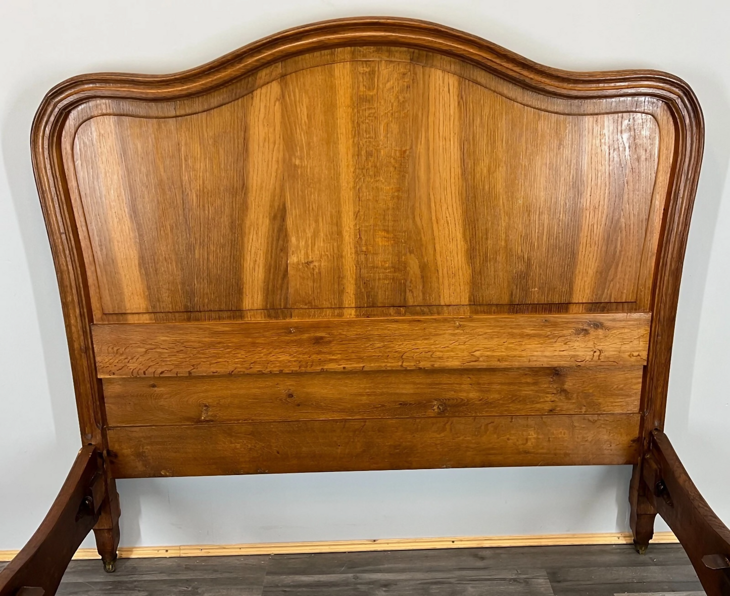 Bed Antique French Style Oak Double Bed Frame Carved Headboard LOT 3711