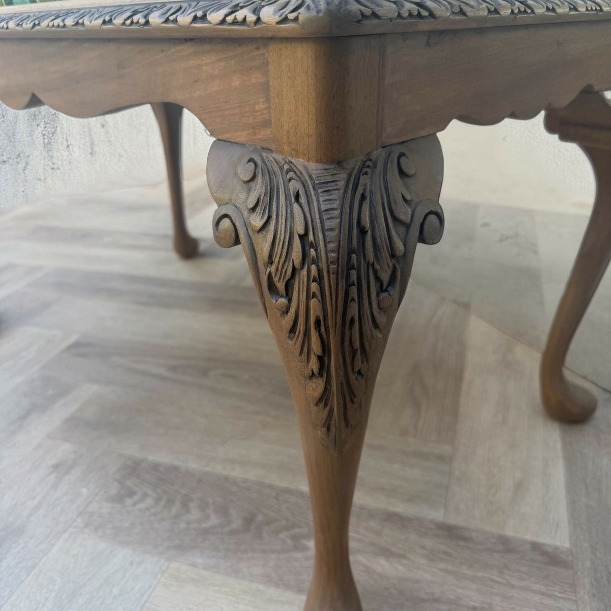 Mid Tone Wood