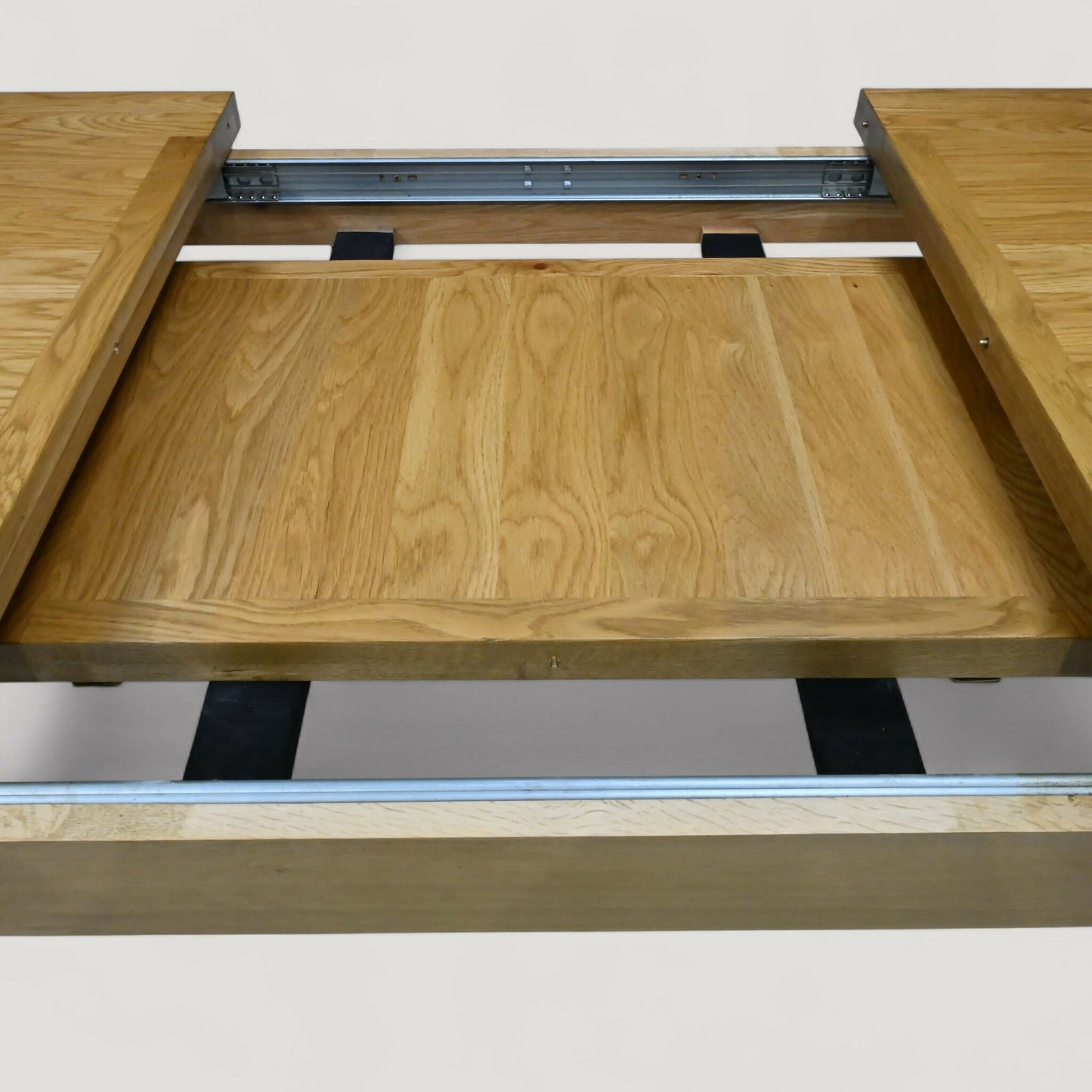 Large Extending Dining Table Light Oak Extends To Seat Up to 12 FREE UK Delivery. SBR10932/1109E