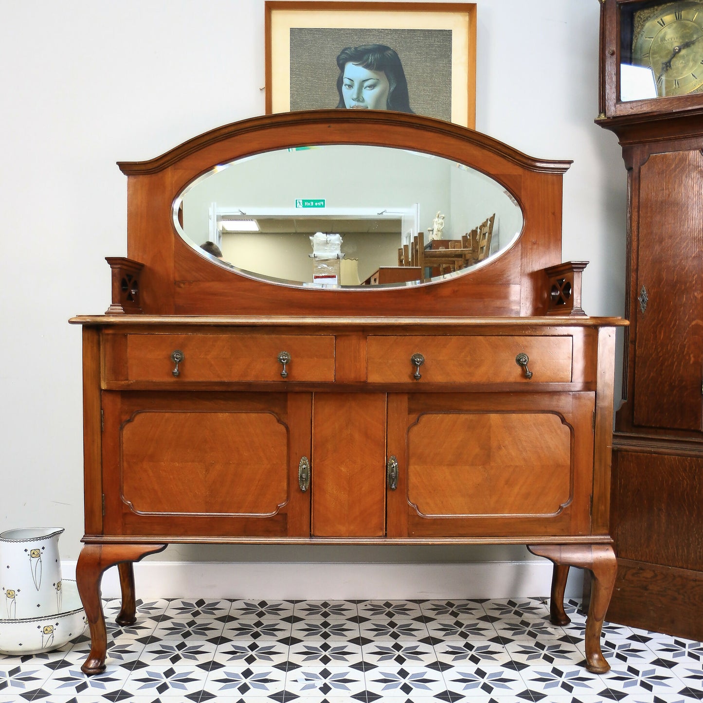 Edwardian Mirror Back Sideboard in Mahogany with Cabriole Legs