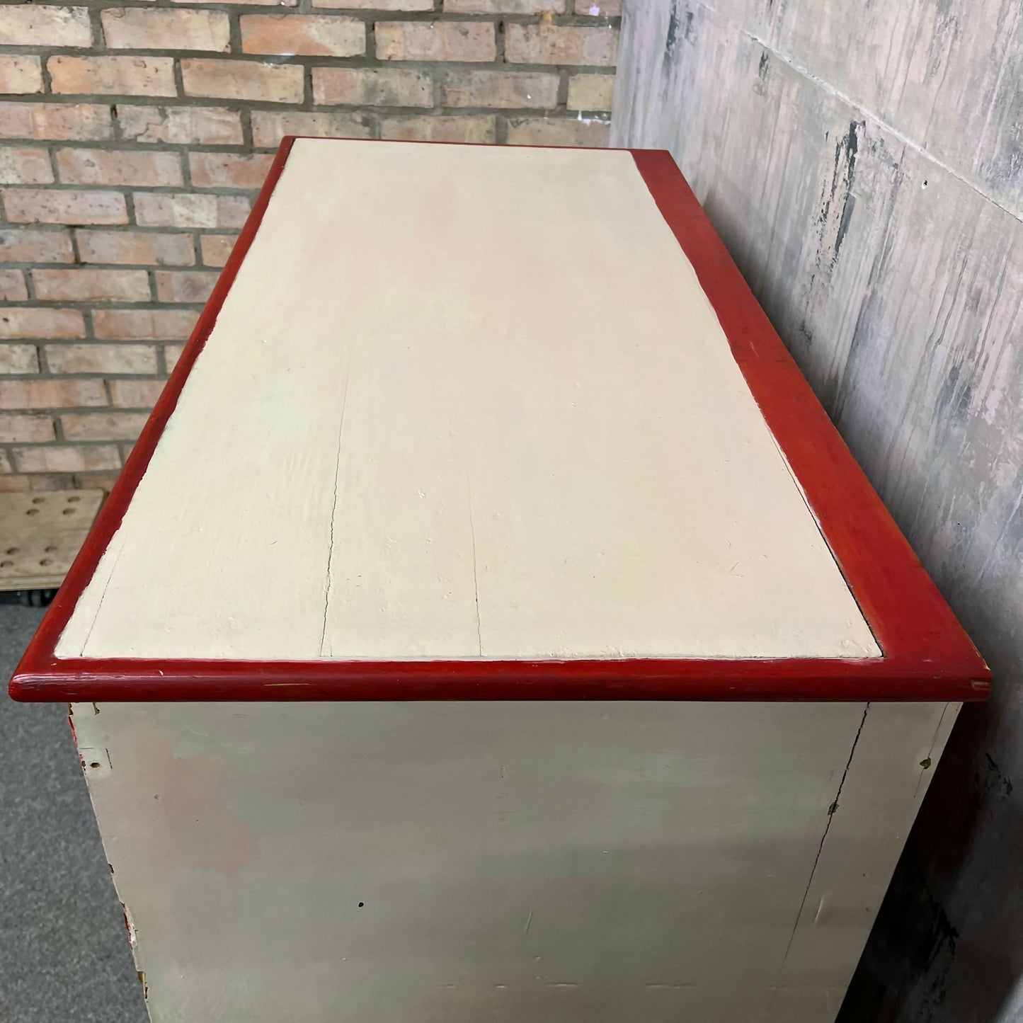 Large Victorian Chest 2 Over 3 Drawers Painted Salmon & Red Ornate Ball Feet
