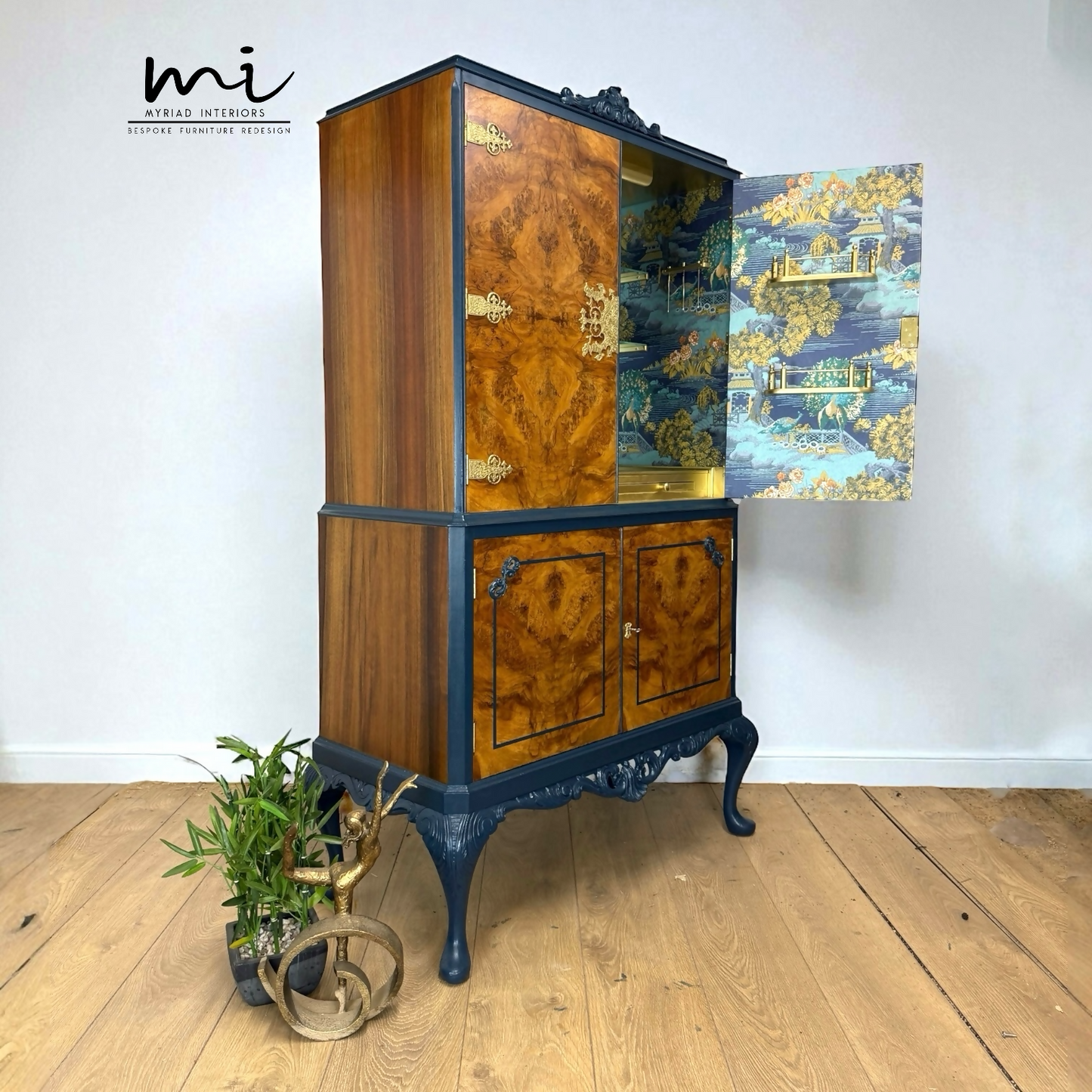 Navy blue Queen Anne cocktail cabinet, refurbished Art deco drinks cabinet, Sideboard walnut