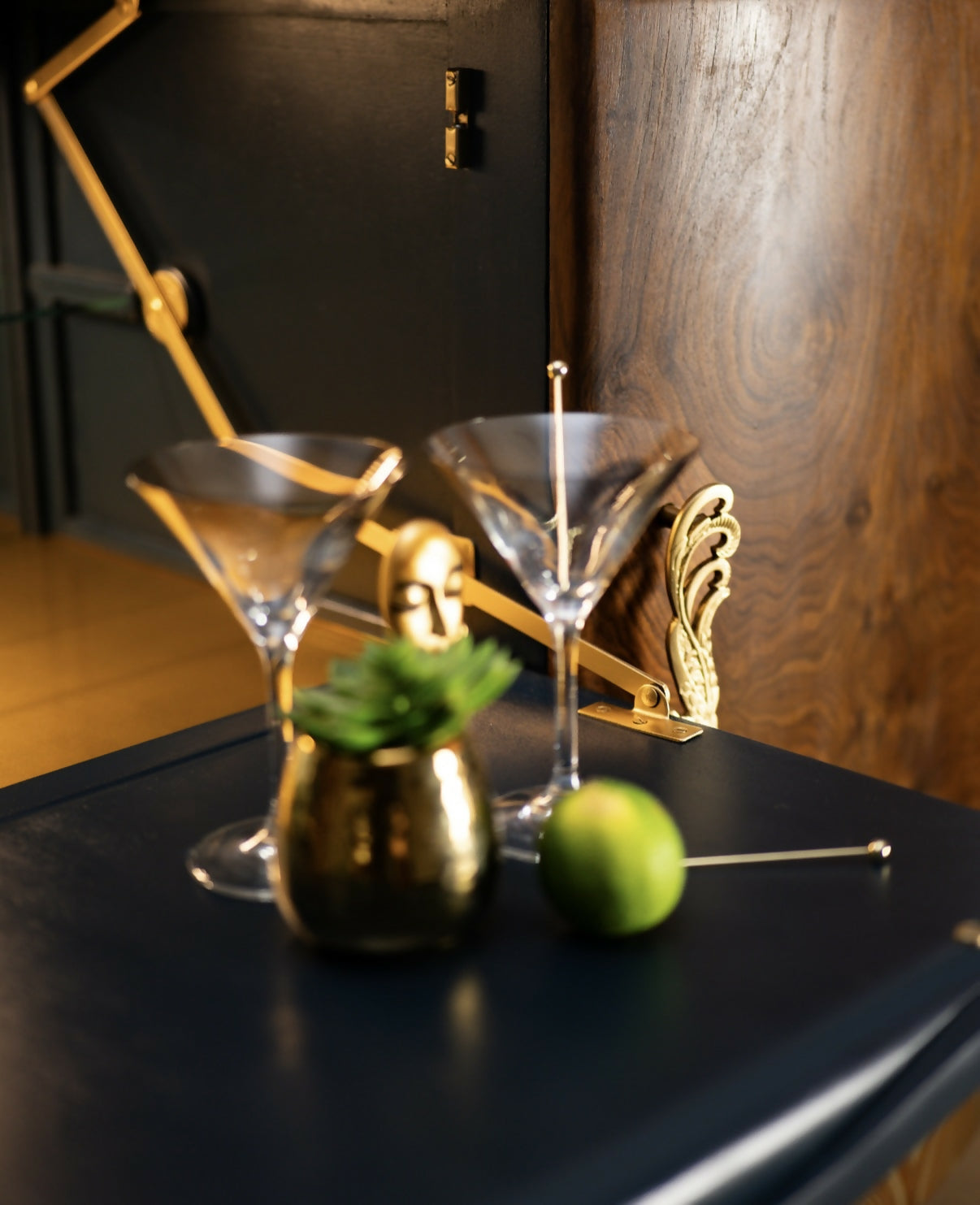 Beautility Art Deco Style Cocktail Cabinet/ Drinks Cabinet