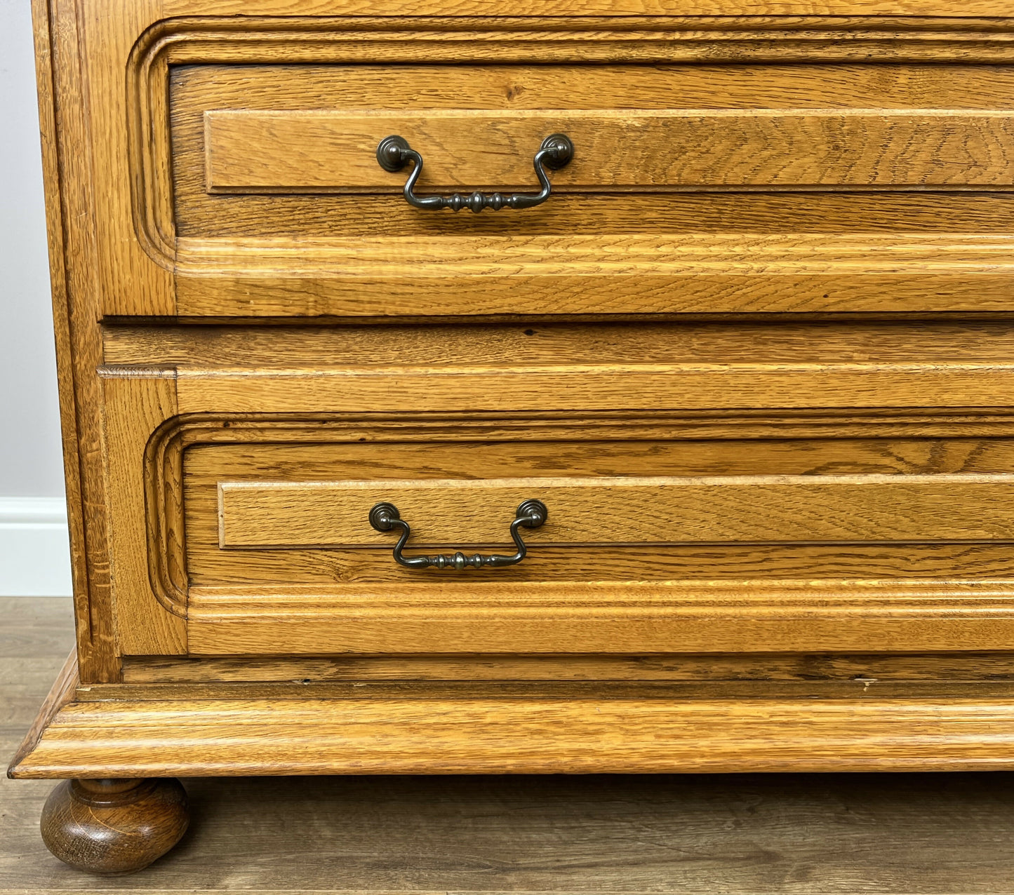 Chest of Drawers Vintage French Style 3 Drawers Carved Storage Cabinet LOT 6287