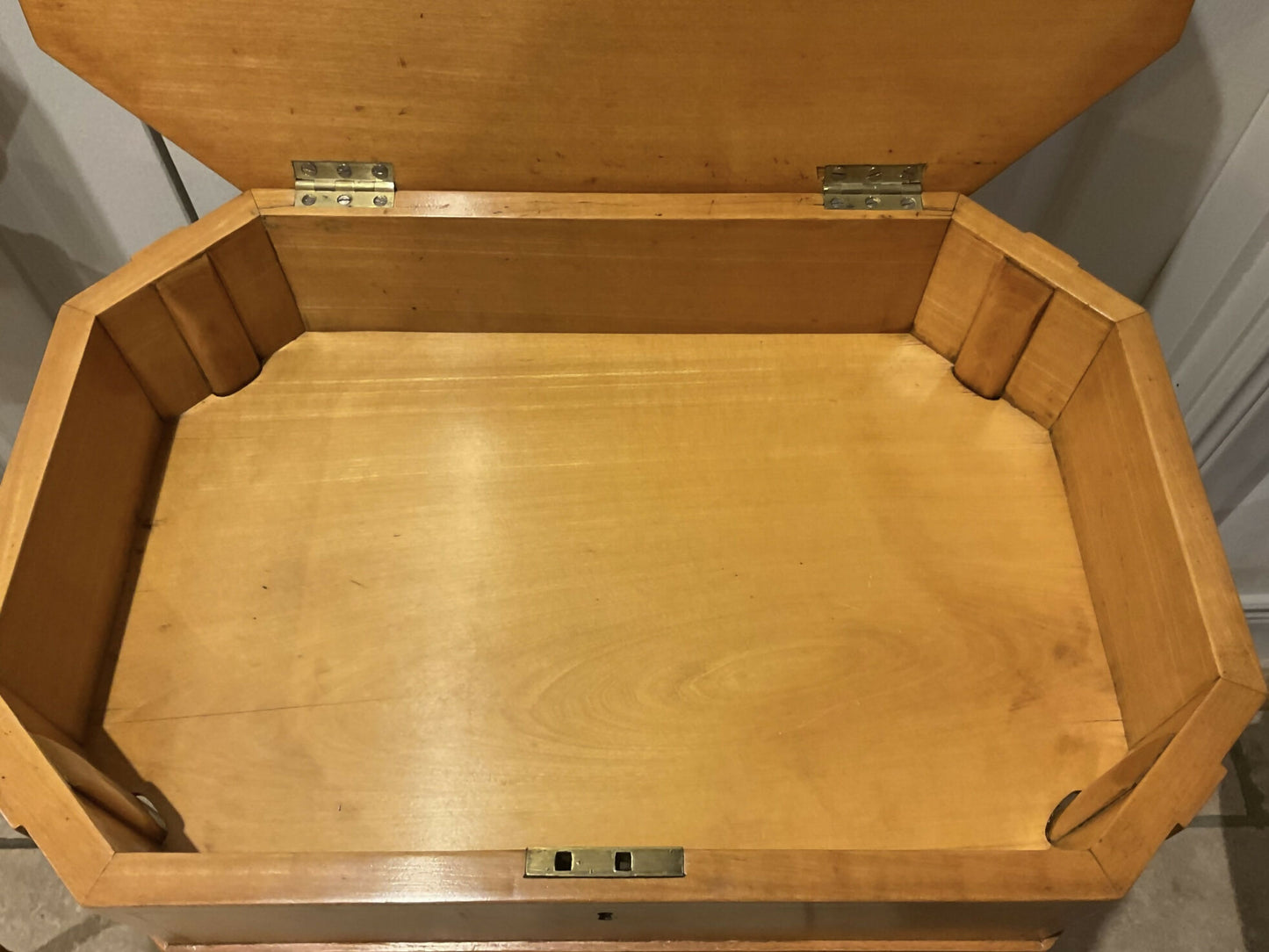 A stunning Pair of Inlaid Satinwood Georgian work tables
