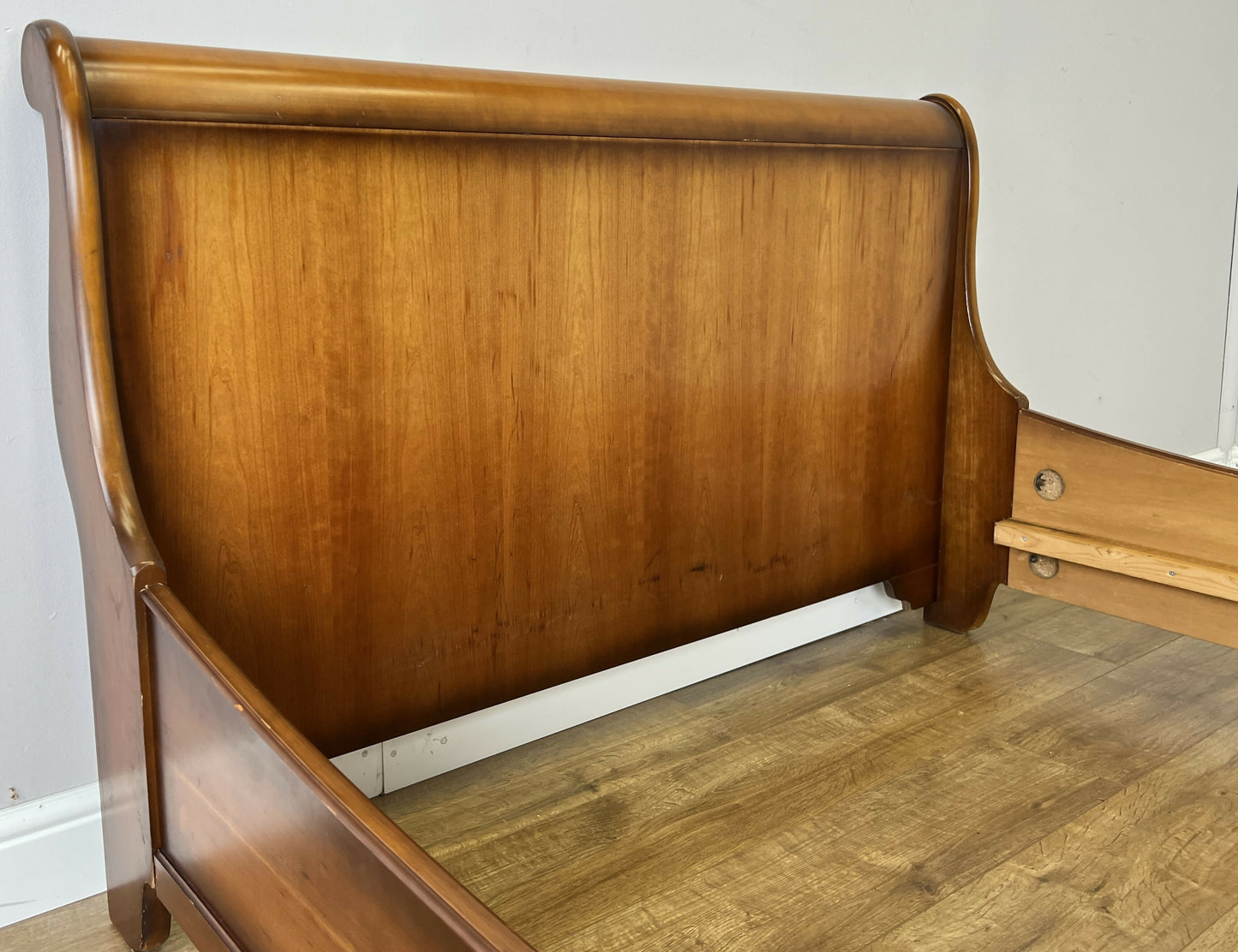 Bed Vintage French Style Sleigh Double Bed Frame Carved Headboard LOT 6411
