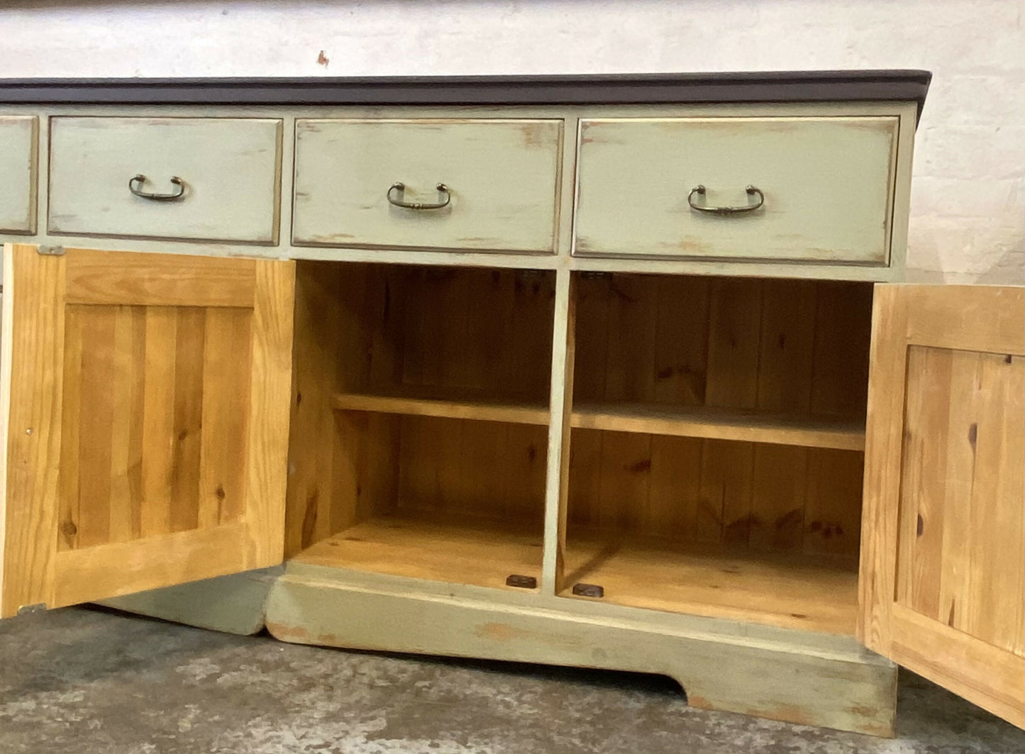 Sideboard Dresser base