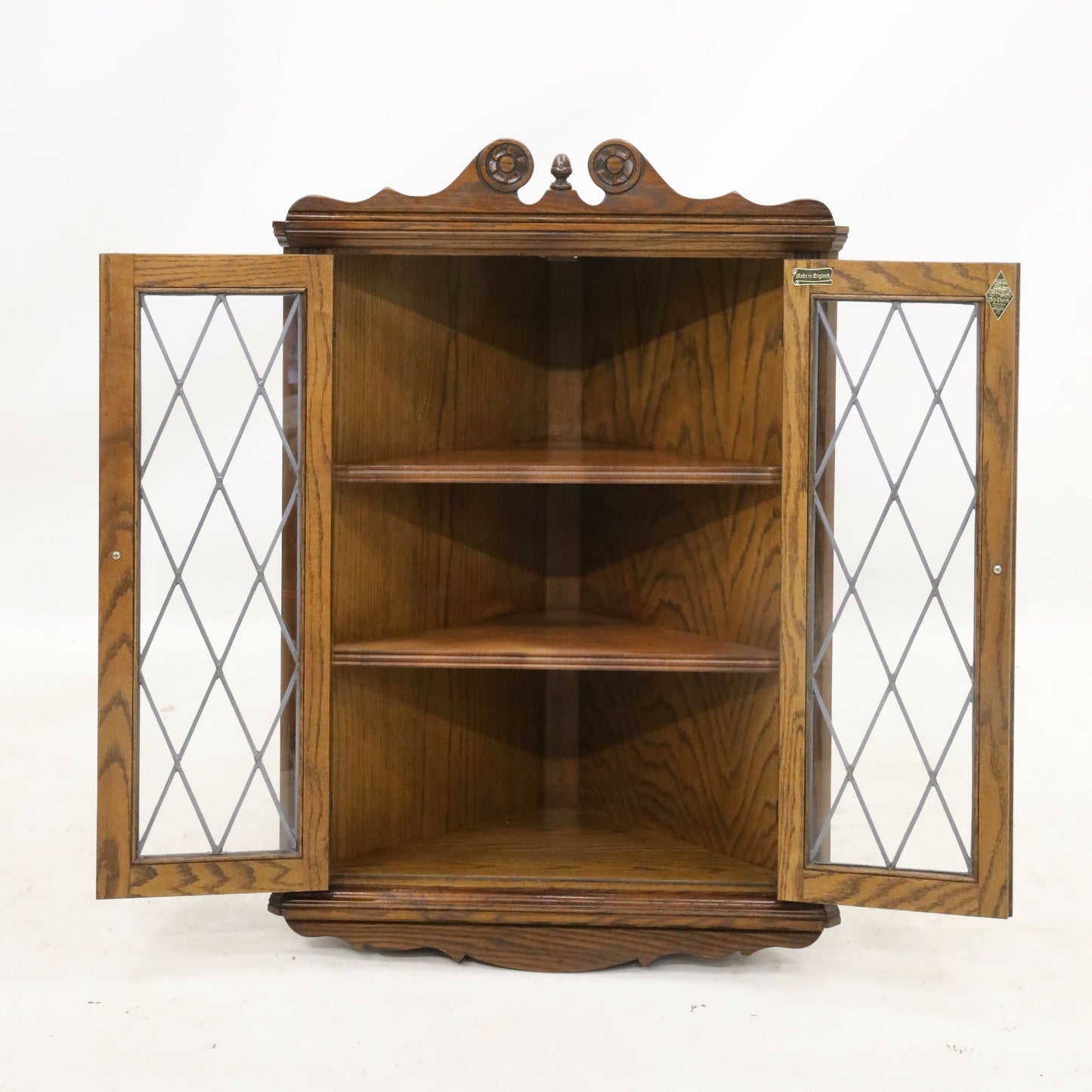 Old Charm Oak Hanging Corner Display Cabinet in Light Oak #1914 FREE UK Delivery. SBR9260/2006D