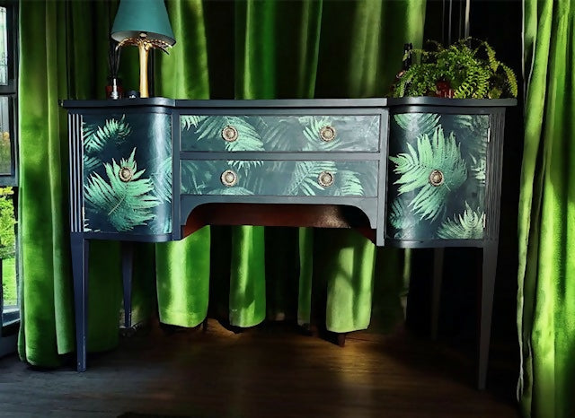 Sideboard - black and green