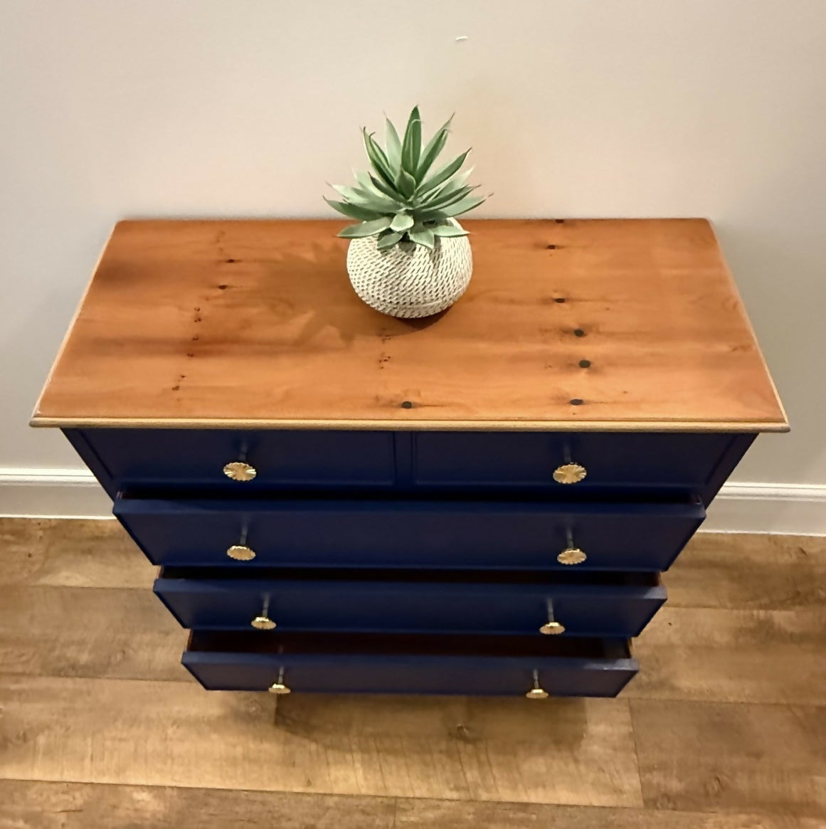 Chest of drawers / Consol