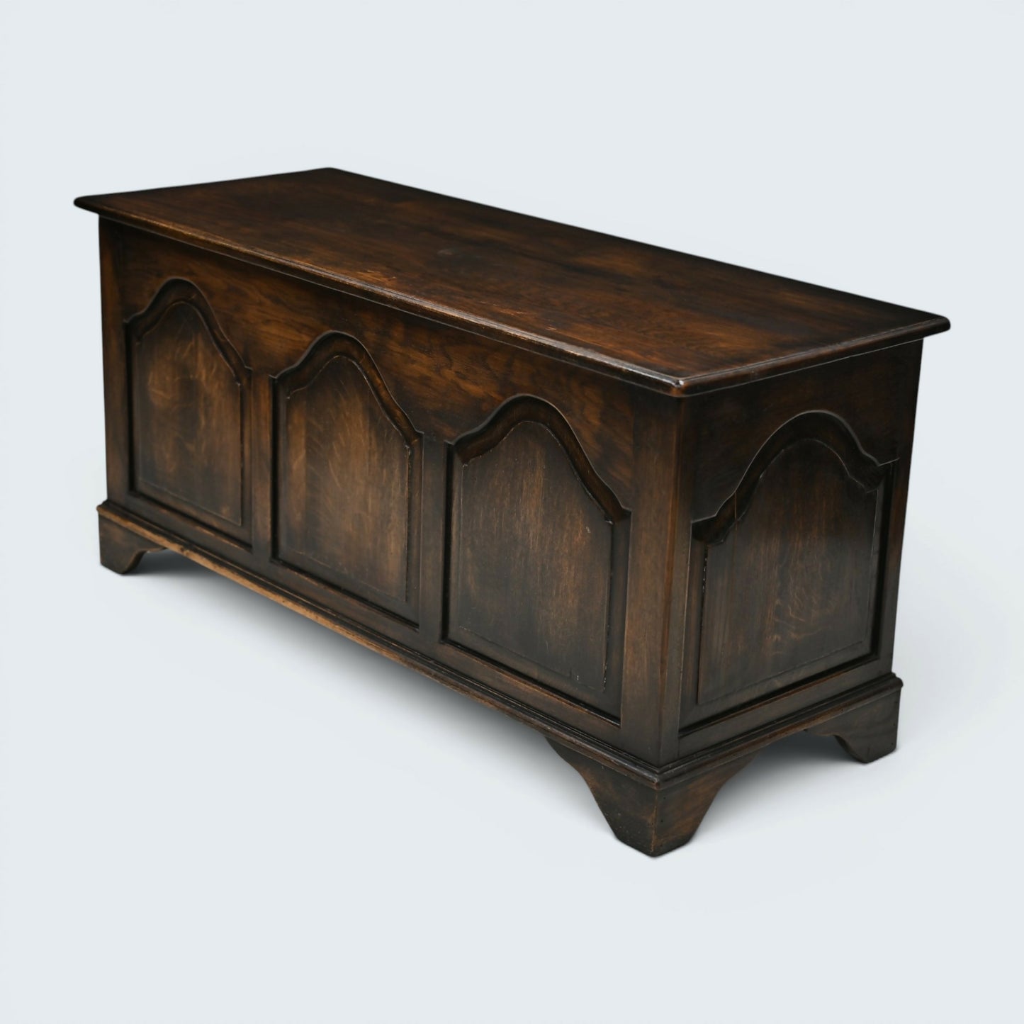 Oak Blanket Box /Chest Coffee Table Jacobean Style Lift Up Top FREE UK Delivery