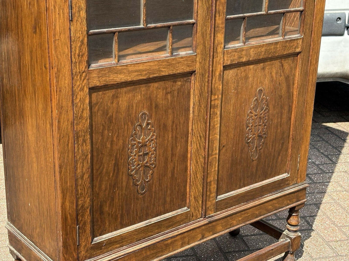 Vintage Edwardian Oak Bookcase , Adjustable Shelves, With Key & Working Lock.
