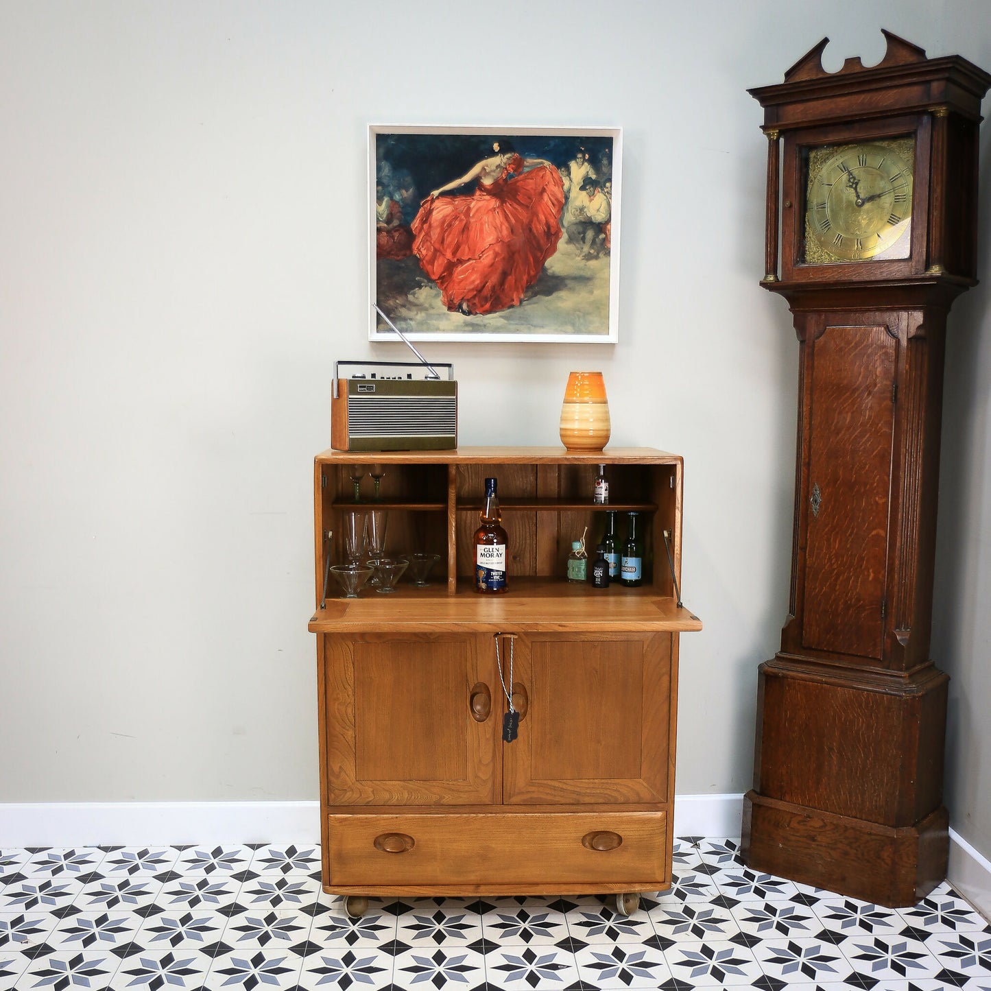 Ercol Windsor Blonde Drinks Cocktail Cabinet Bureau in Elm Model 469