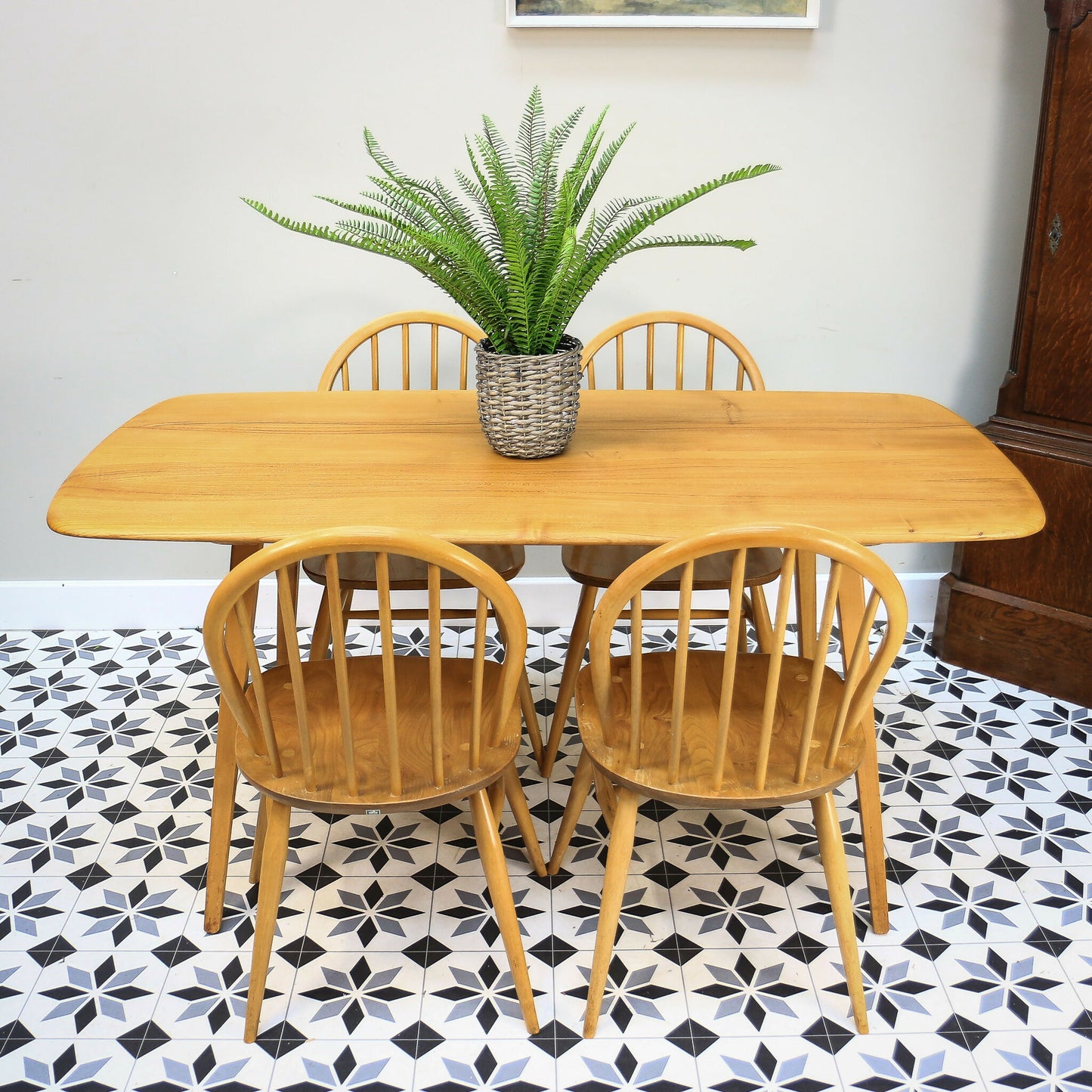 Four Ercol Windsor 370 Dining Chairs with 382 Elm Plank Dining Table