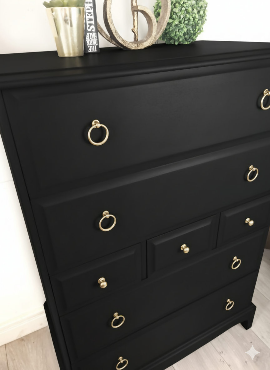 Stag minstrel tallboy chest of drawers