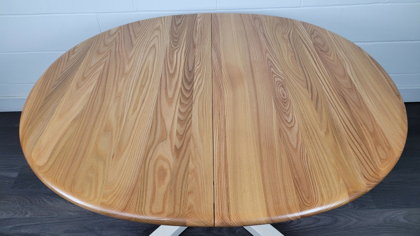 Ercol Chester Extending Pedestal Table, 1990s