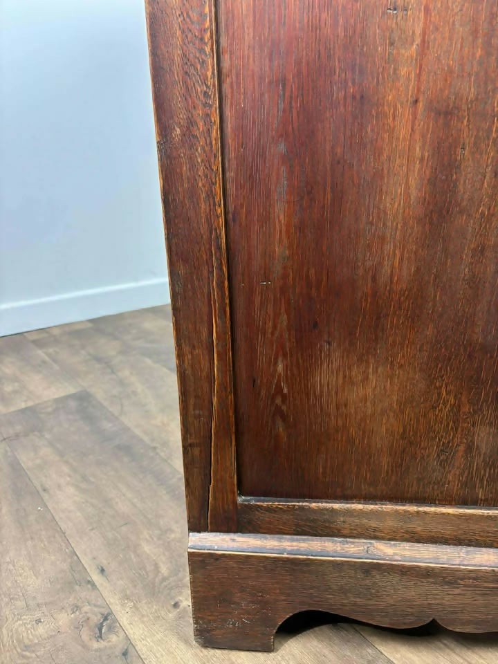 Arts & Crafts Style Oak Cabinet