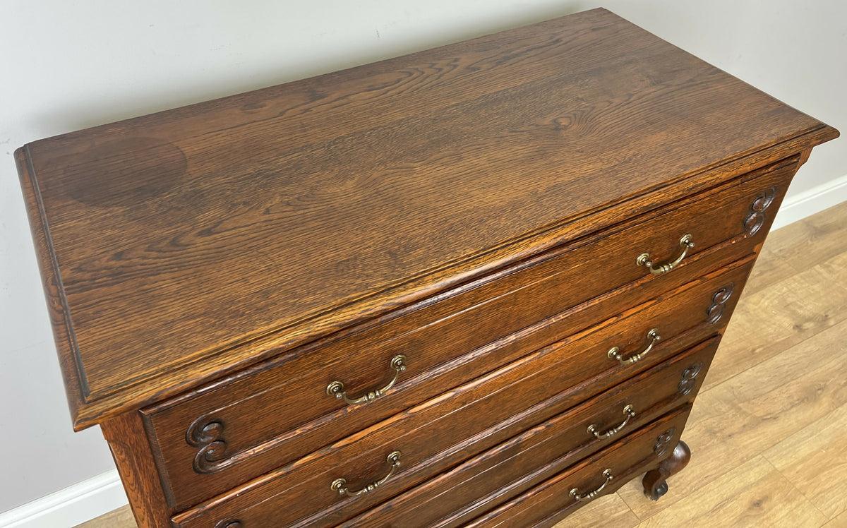 Chest of Drawers Vintage French Louis Oak 4 Drawers Carved Cabinet LOT 6527