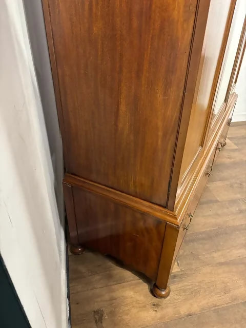Edwardian Mahogany Triple Door Wardrobe