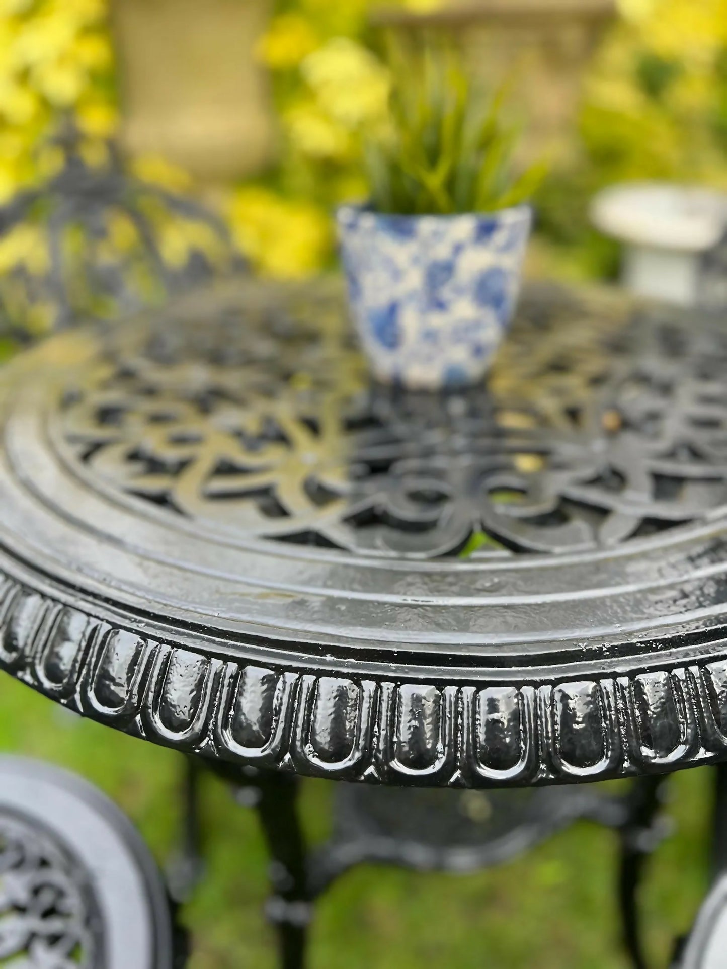 Heavy Cast Iron Britannia Patio Set