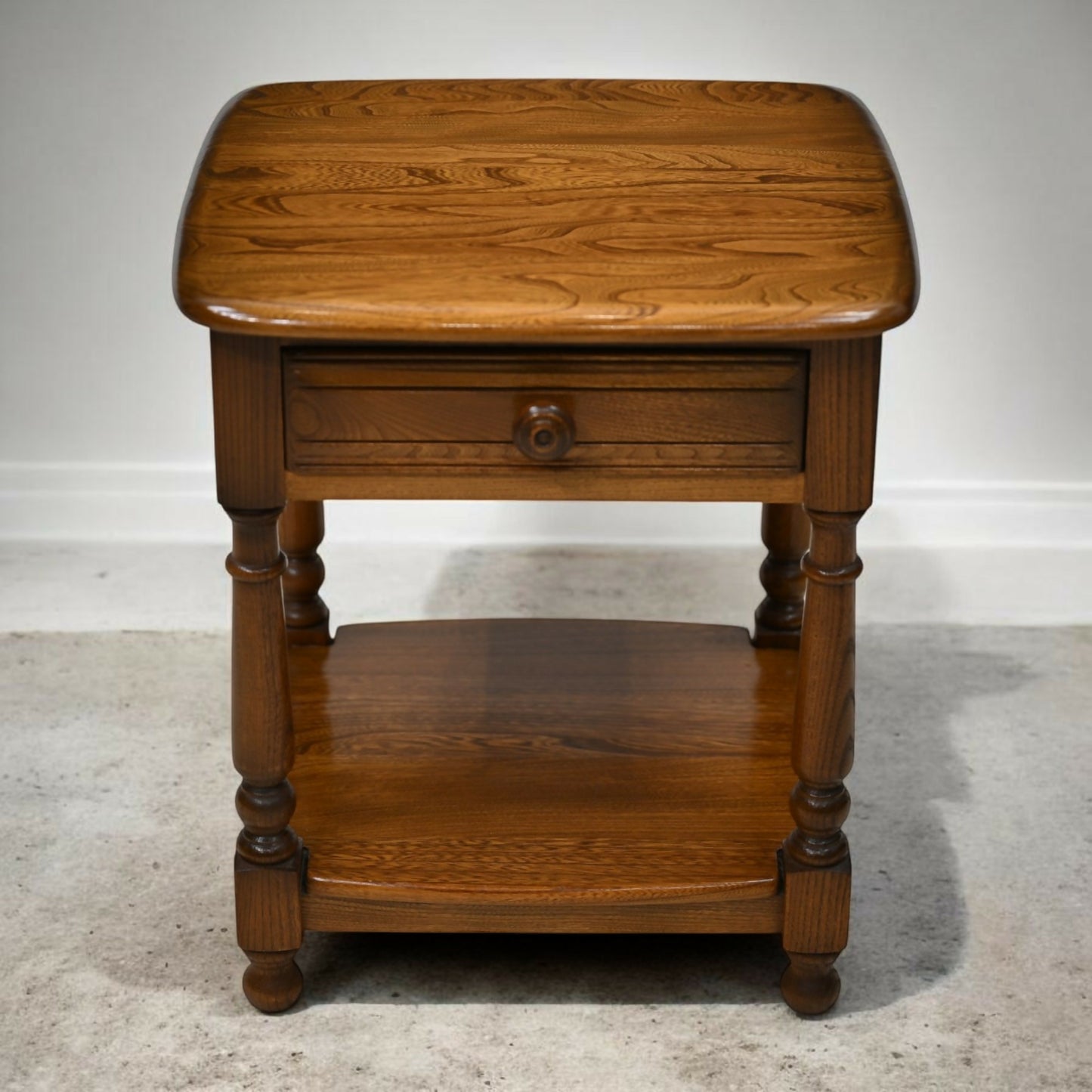 Ercol Lamp/Bedside Table Elm Golden Dawn Finish Mid Century Modern FREE Delivery