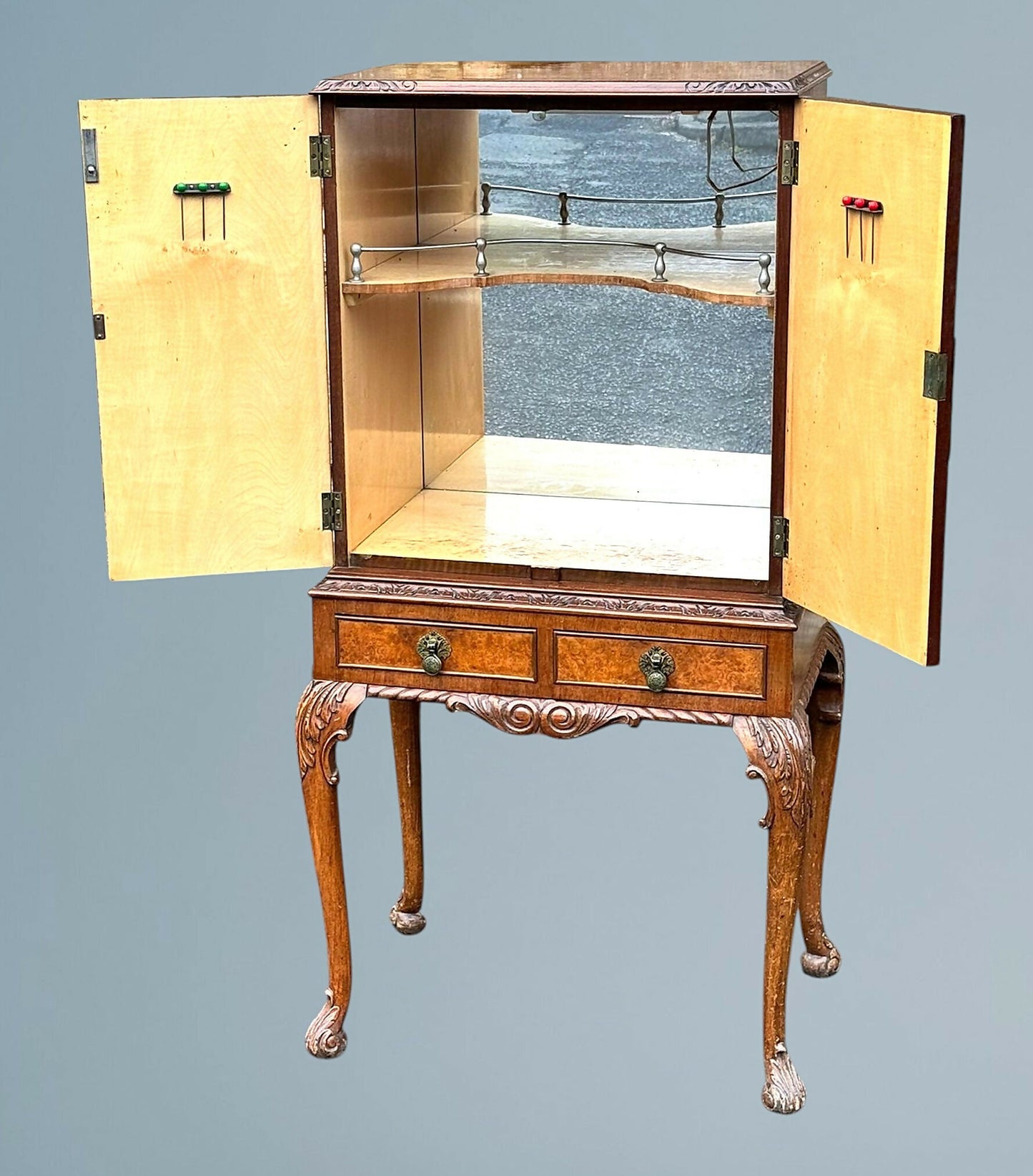 Queen Anne Figured Walnut Cocktail Cabinet / Drinks Cabinet