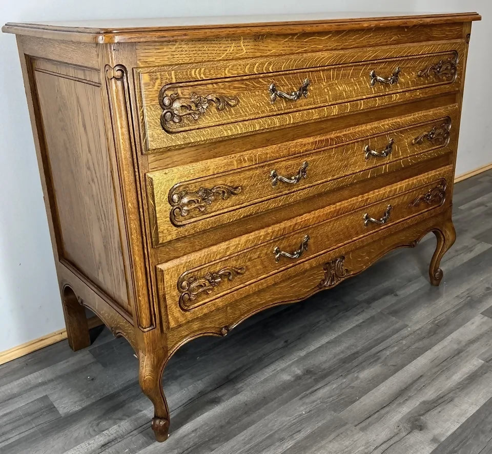 Chest of Drawers Vintage French Louis XVI Oak 3 Drawers Carved Cabinet LOT 4344