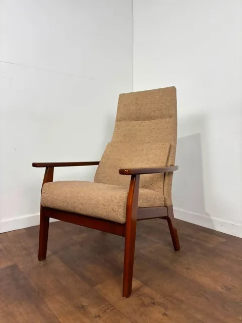 Vintage Parker Knoll Oak Armchair – Model PK1067-70