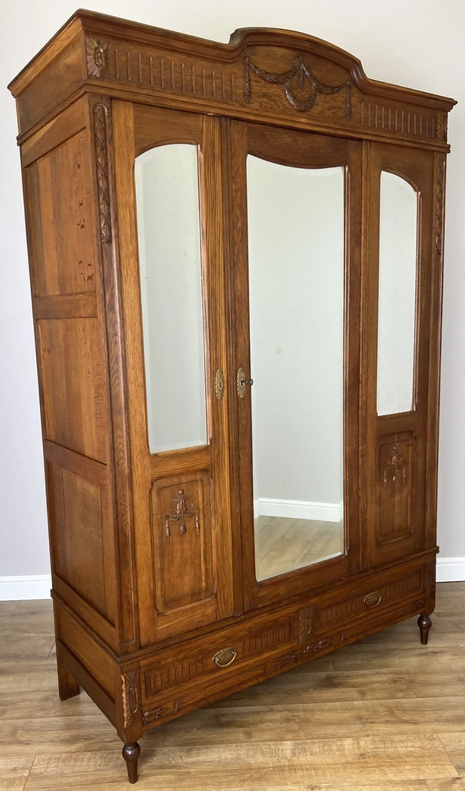 Wardrobe Antique French Oak Two Door Mirrored Carved Armoire Cabinet LOT 6097