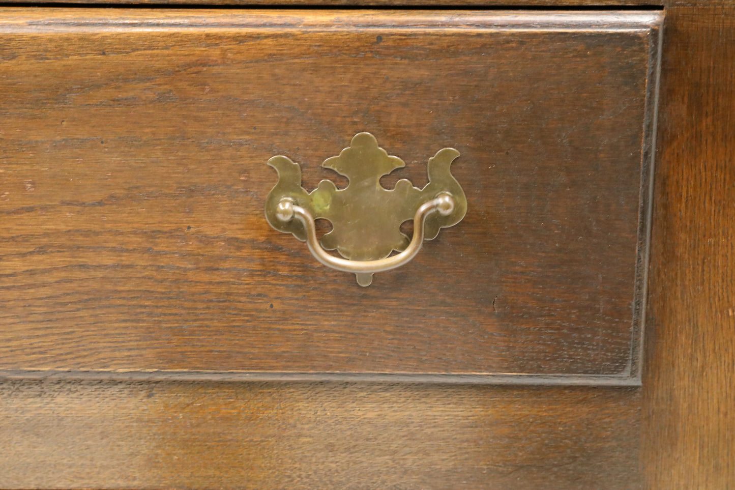 Large Georgian Style Oak Welsh Dresser Sturdy Clean VGC 2 Piece FREE UK Delivery. SBR7108/2504B