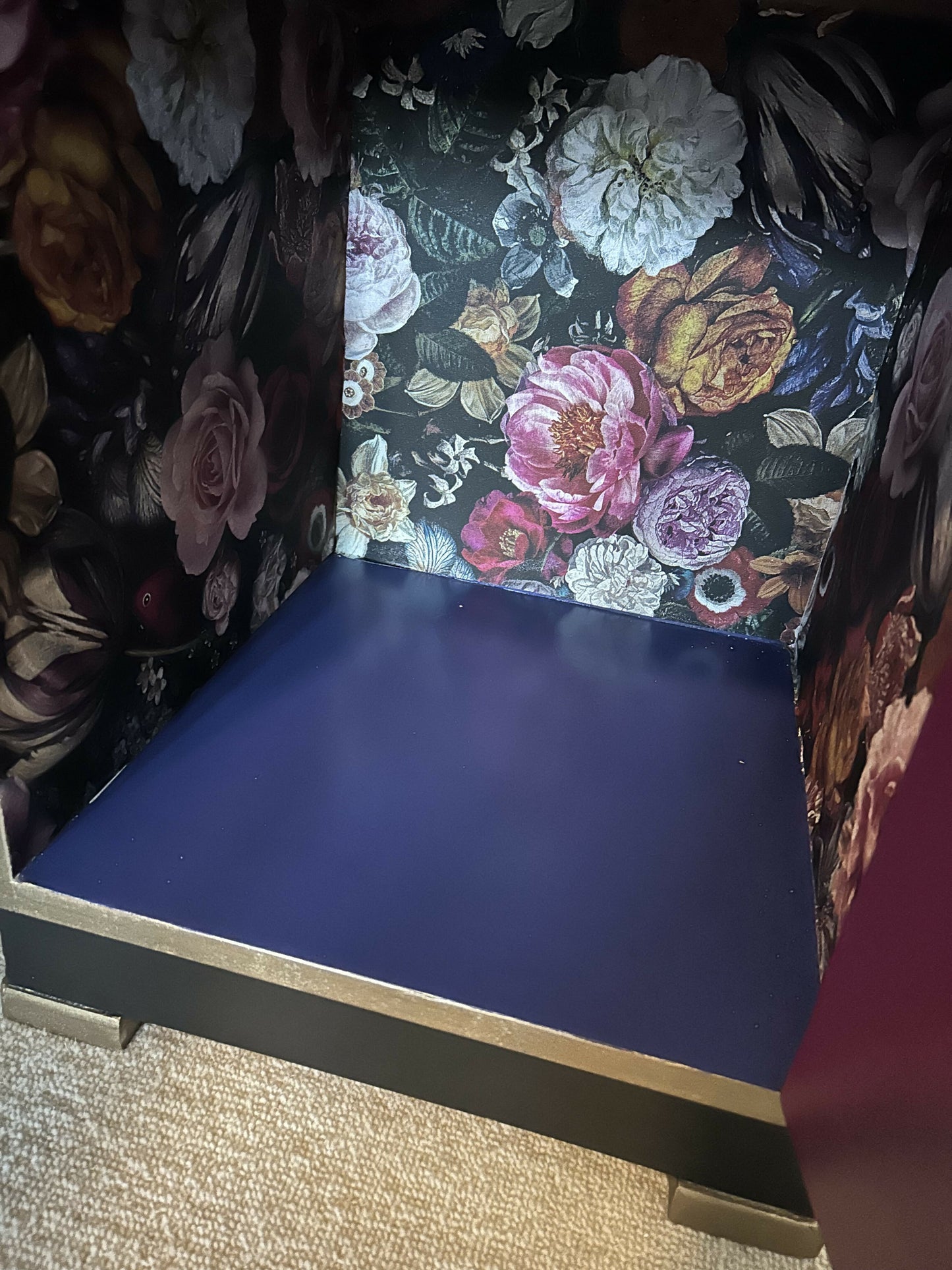 Art deco side table