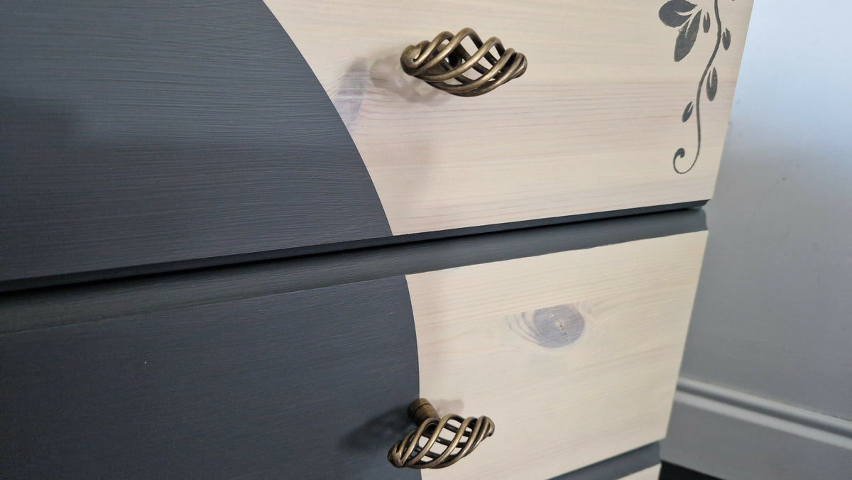 Single pine bedside drawer unit