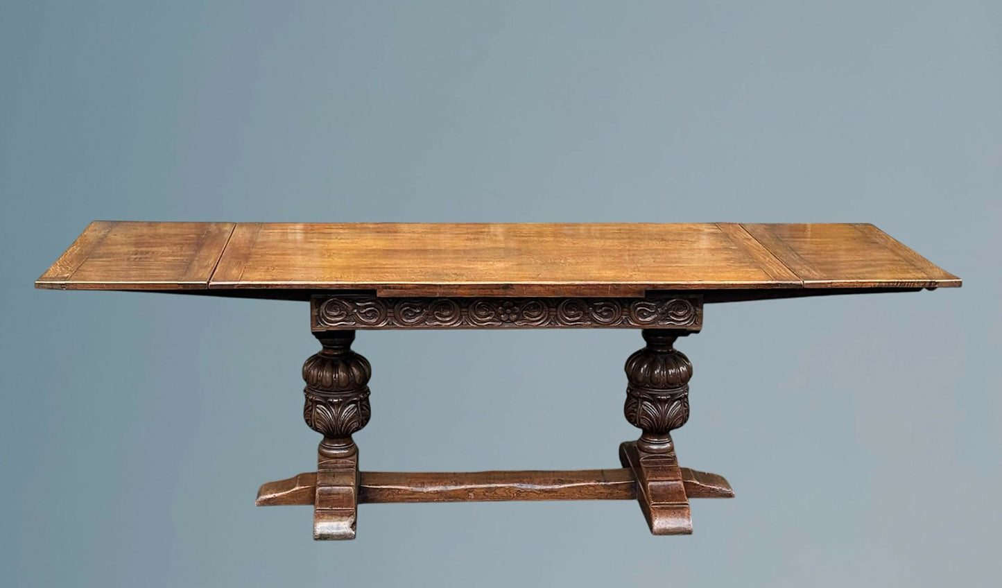 Large Oak Draw Leaf Dining Table