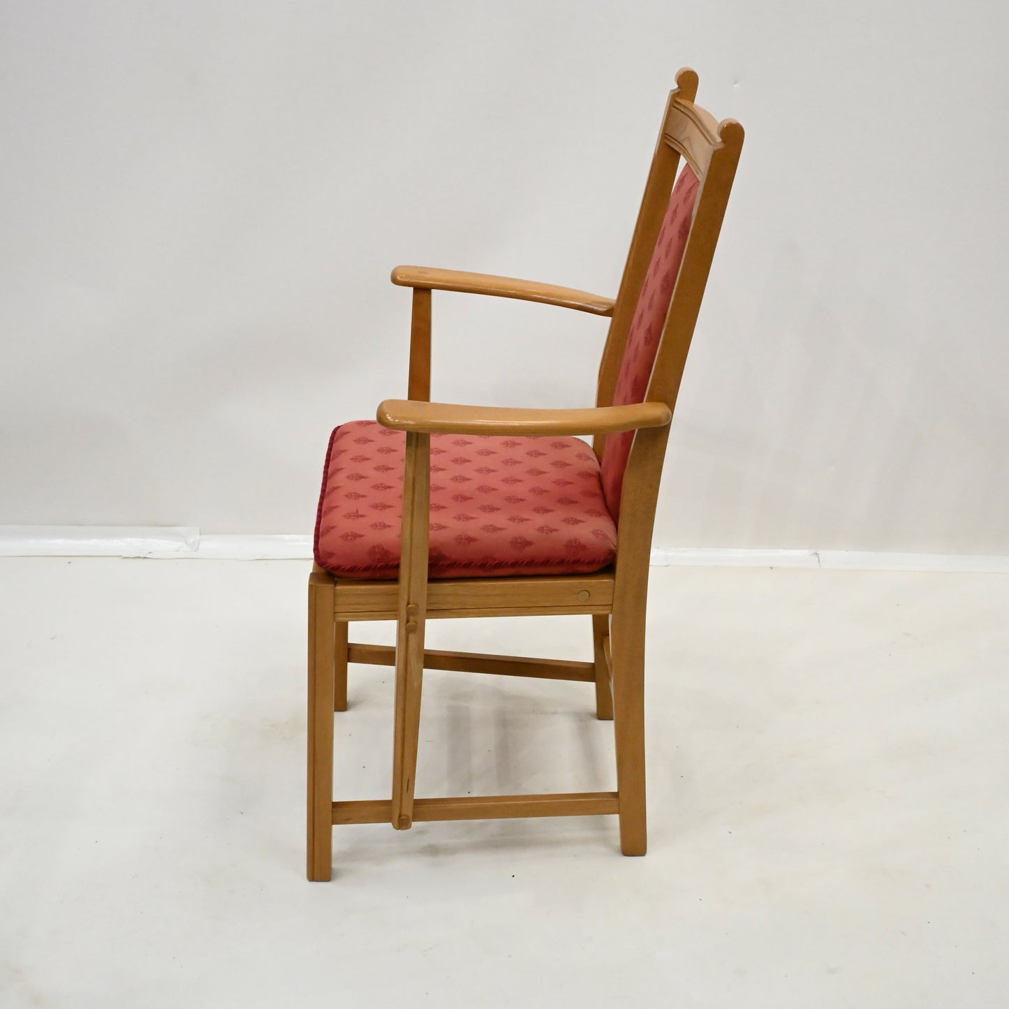 6 Ercol Hampton Dining Chairs Including 2 Carvers Golden Dawn FREE UK* Delivery. SBR10100/1902E
