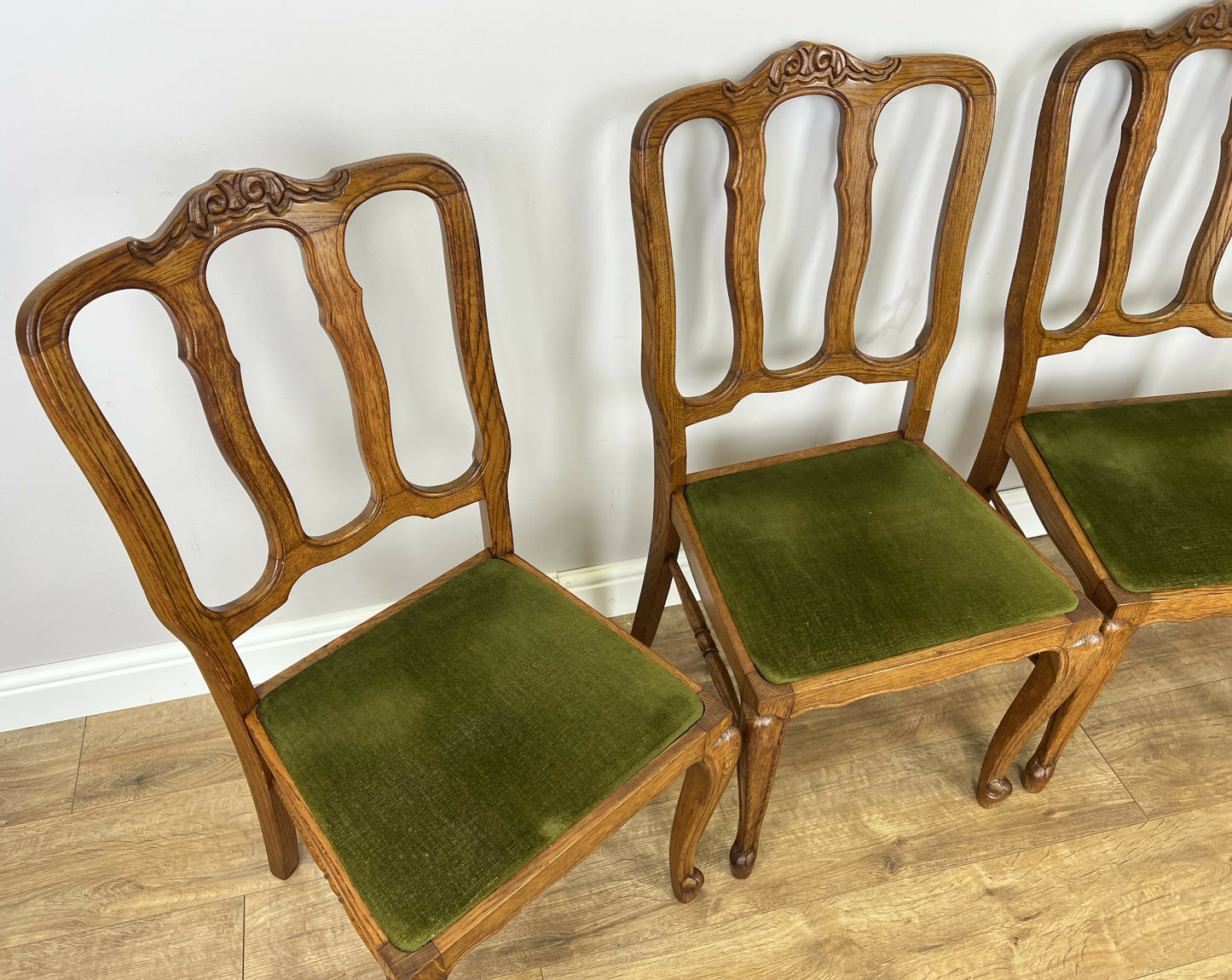 Dining Chairs Vintage French Louis Style Oak Set of 4 Upholstered Seats LOT 6347