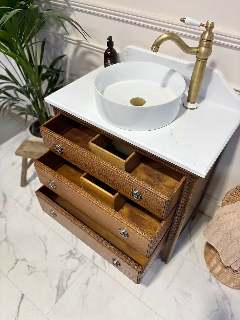 Traditional Bathroom Wooden Vintage Vanity Unit - Alfred The Great