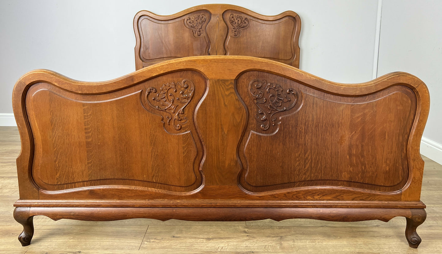 Bed Vintage French Louis XVI Oak Double Bed Frame Carved Headboard LOT 6381