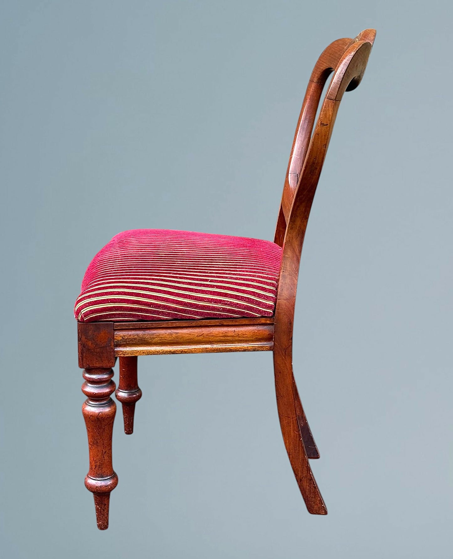 Set of Four Antique Victorian Mahogany Balloon Back Dining Chairs