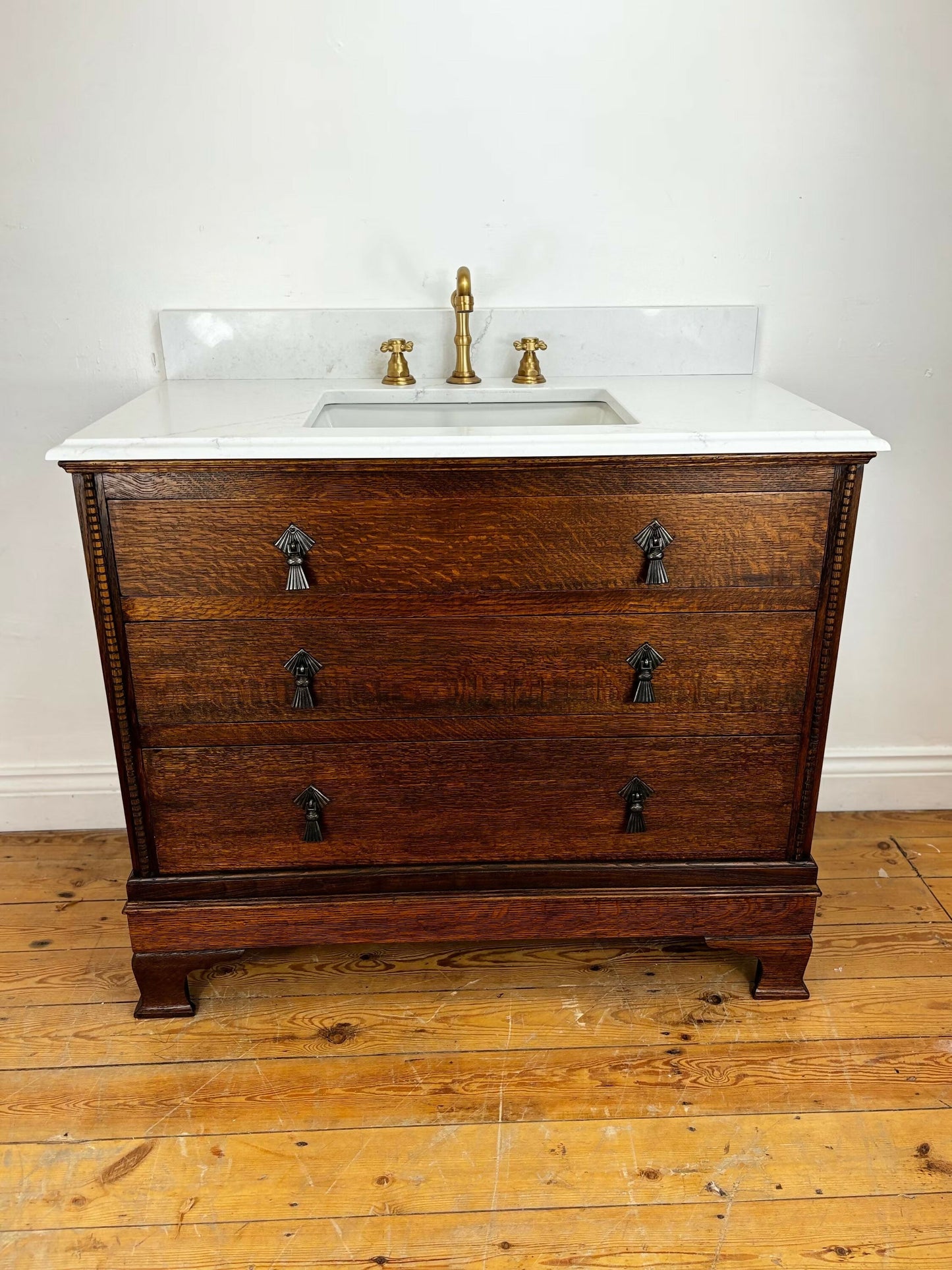 Vintage Vanity Unit Made to Order Vanity Unit Custom Made Bathroom Furniture Antique Traditional Bathroom Washstand Basin Unit