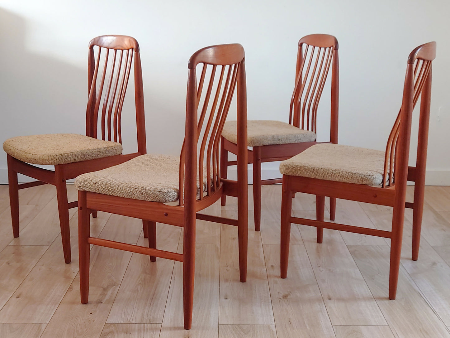 Benny Linden Mid century teak dining chairs