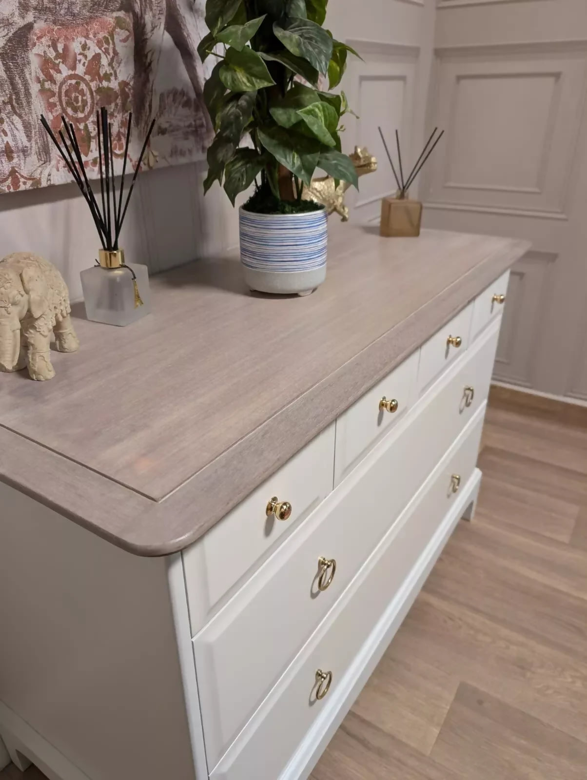 Professionally Sprayed Stag Minstrel 4 over 2 With Bleached Wood Tops , Stunning