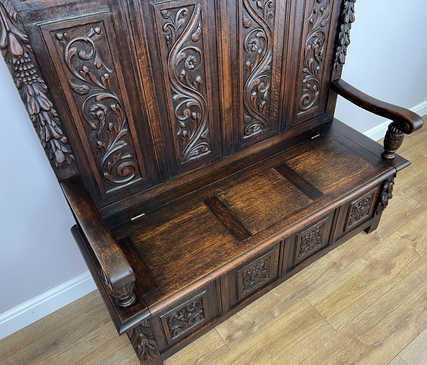 Monks Bench Antique French Style Oak Storage Hall Seat Coffee Bench LOT 6298